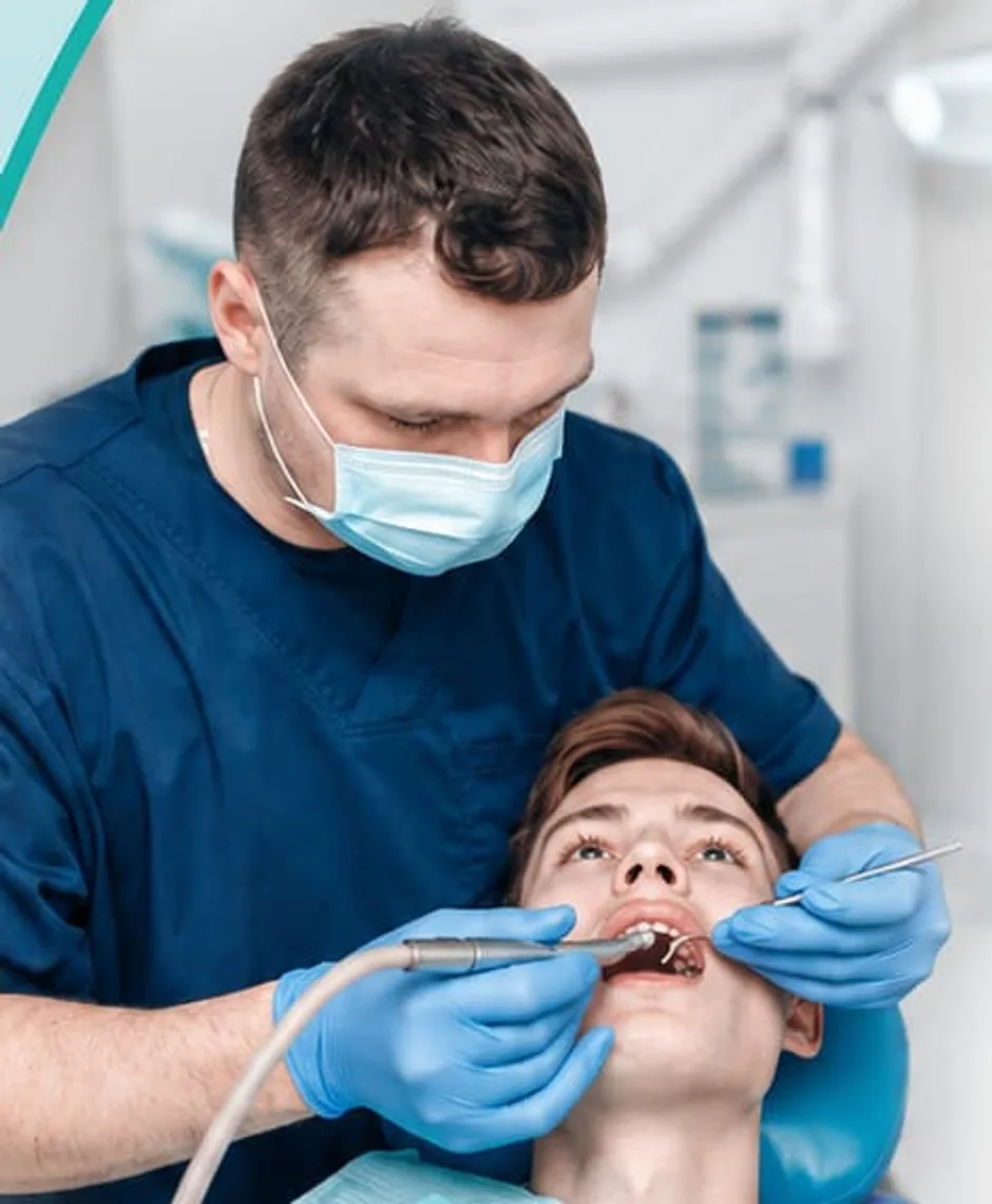 Limpieza dental y restauraciones en Rosario Salvatore